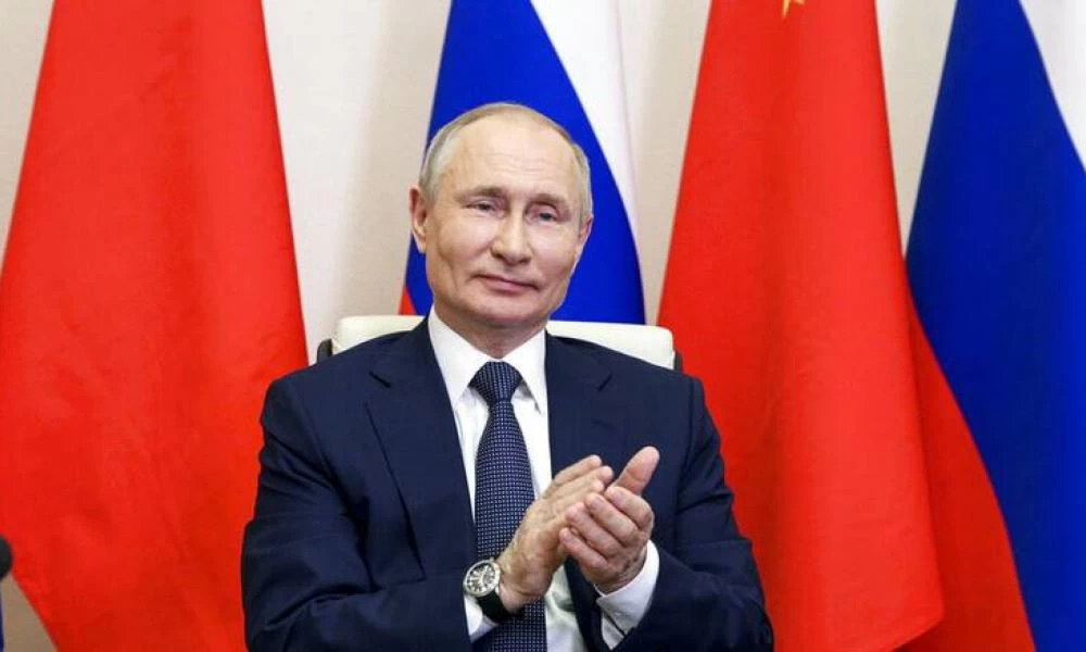 Πούτιν για κορονοϊό: ''Να ακούτε τους ειδικούς όχι τις φήμες''